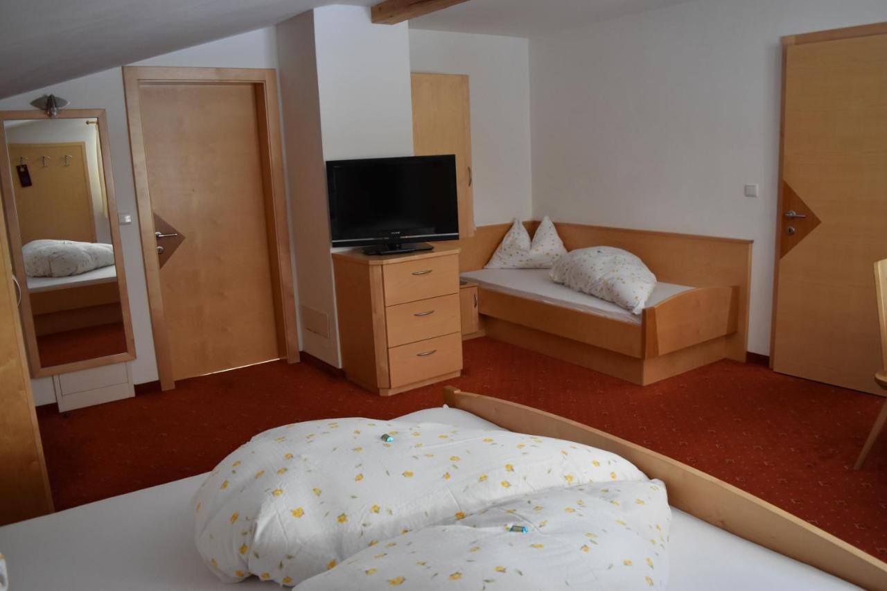 Garni Des Alpes Hotel Solda Exterior photo